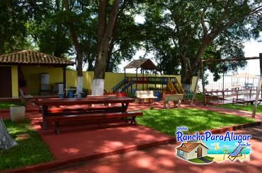 Rancho Solarium 3 para Alugar em Miguelopolis - Playground