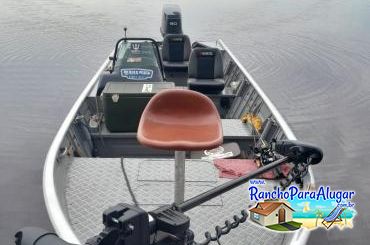 Chumbinho Guia de Pesca e Piloteiro em Miguelopolis - Barco com Motor 90